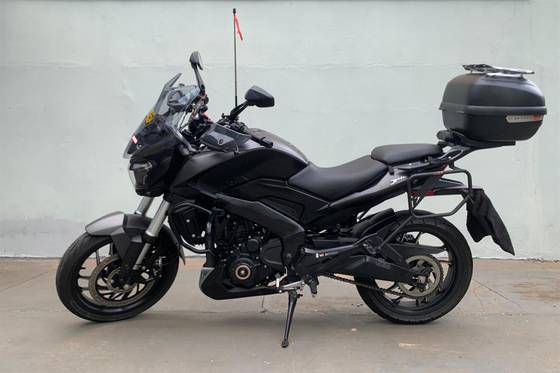 BAJAJ DOMINAR 400 